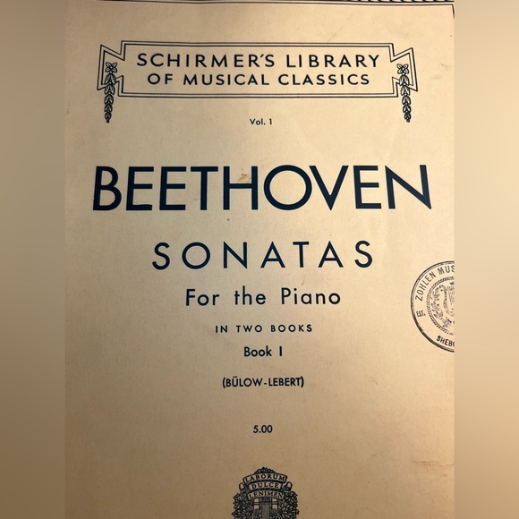 Beethoven Sonatas for the Piano, Book 1" from Schirmer's Library of Music - Picture 5 of 16